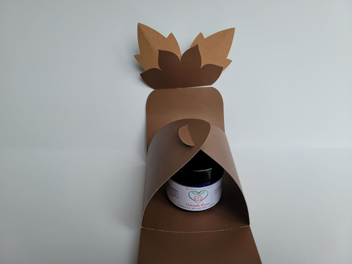 Poinsettia Holiday Gift Box